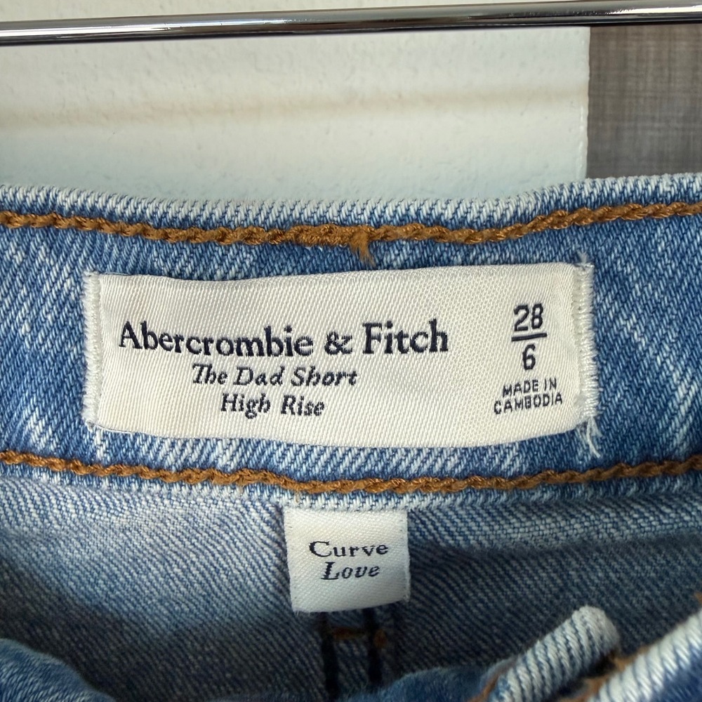 Abercrombie & Fitch Curve Love High Rise Dad Short Medium Wash Size 6 - Picture 11 of 12